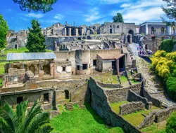 Skip-the-Line Tickets to Pompeii with a Guidebook